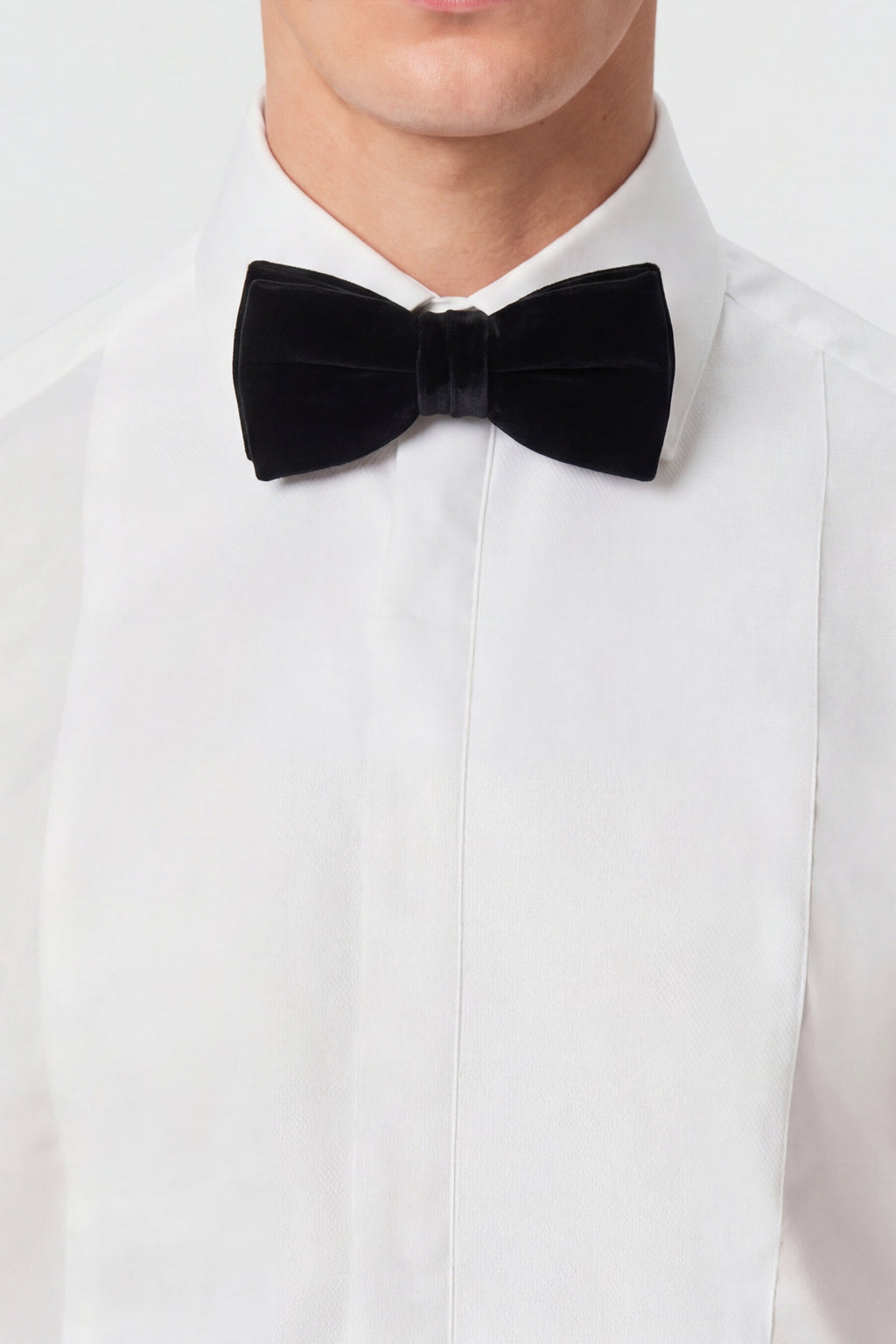 Shirai Velvet Black Bow Tie – back and adjustable strap detail | Apollo Fashions Urbanwear